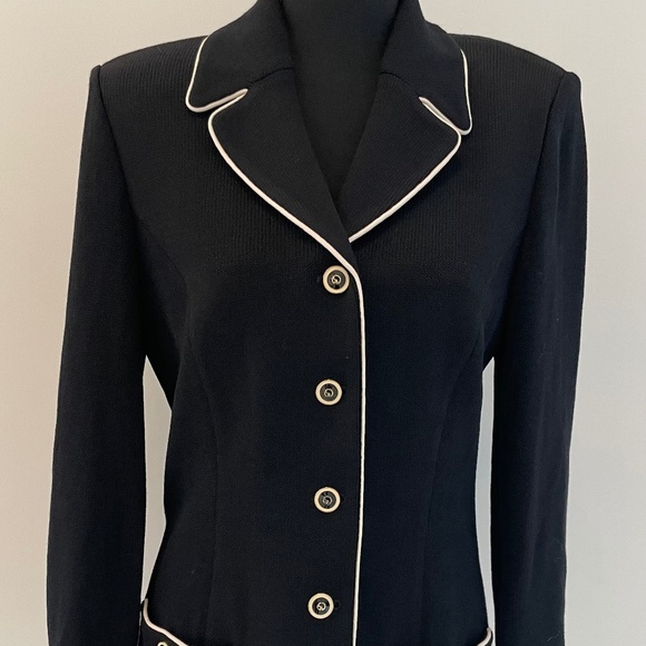 St John Collection Black with White Trim Knot BlazerSize 6